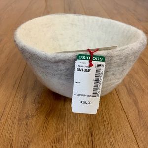 🌿 SOLD - Simons Maison Wool decorative bowl